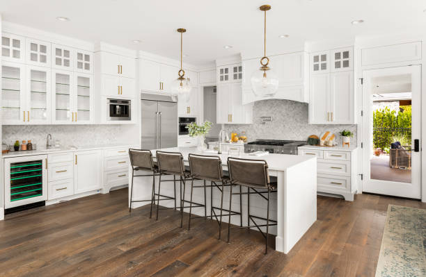 24/7 Emergency Cabinet Installation experts in Largo, FL